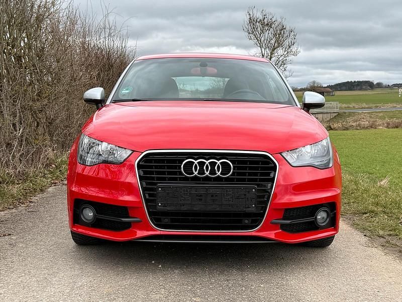 Gebraucht Audi A1 S-Line 85 PS (62 kW) 2013 Rot Kleinwagen