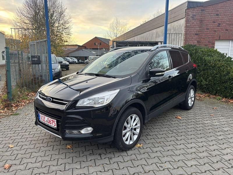 Schwarz Gebraucht 2016 Ford Kuga Titanium SUV | 12.450 € (Fairer Preis) - Bild 1/4