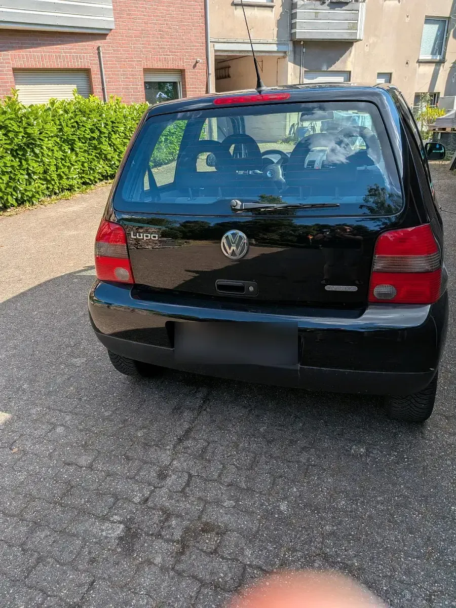 Gebraucht VW Lupo 50 PS (36 kW) 2002 Schwarz Kleinwagen