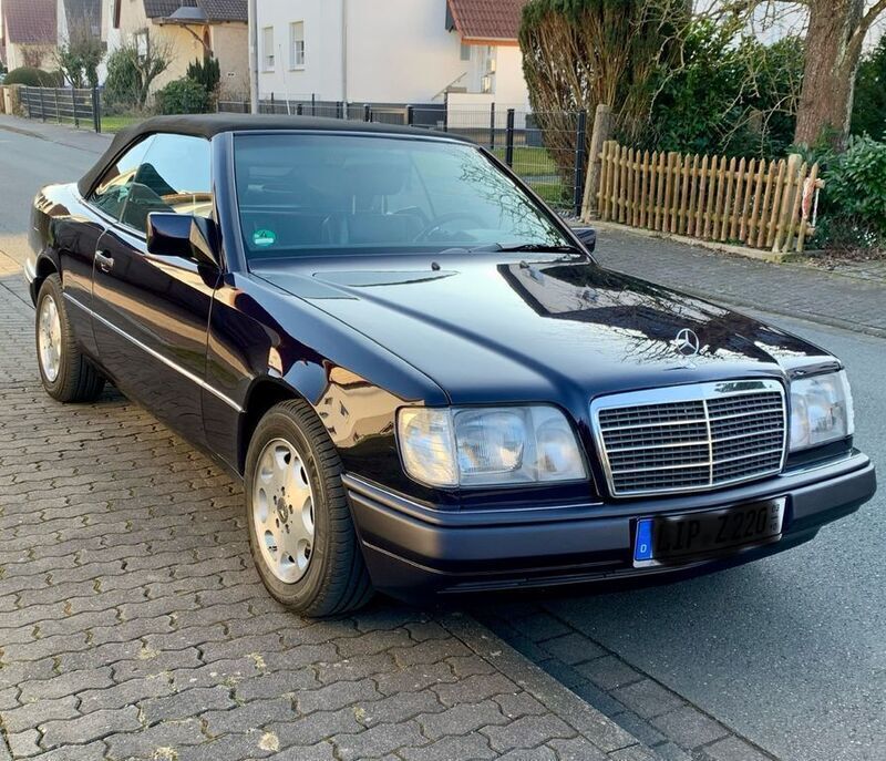 Violet Gebraucht 1997 Mercedes E220 Cabrio | 22.999 € (Guter Preis) - Bild 1/4