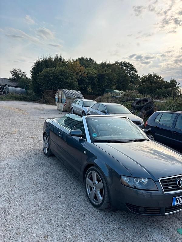 Silber Gebraucht 2005 Audi A4 Cabriolet Cabrio | 6.250 € (Fairer Preis) - Bild 1/4
