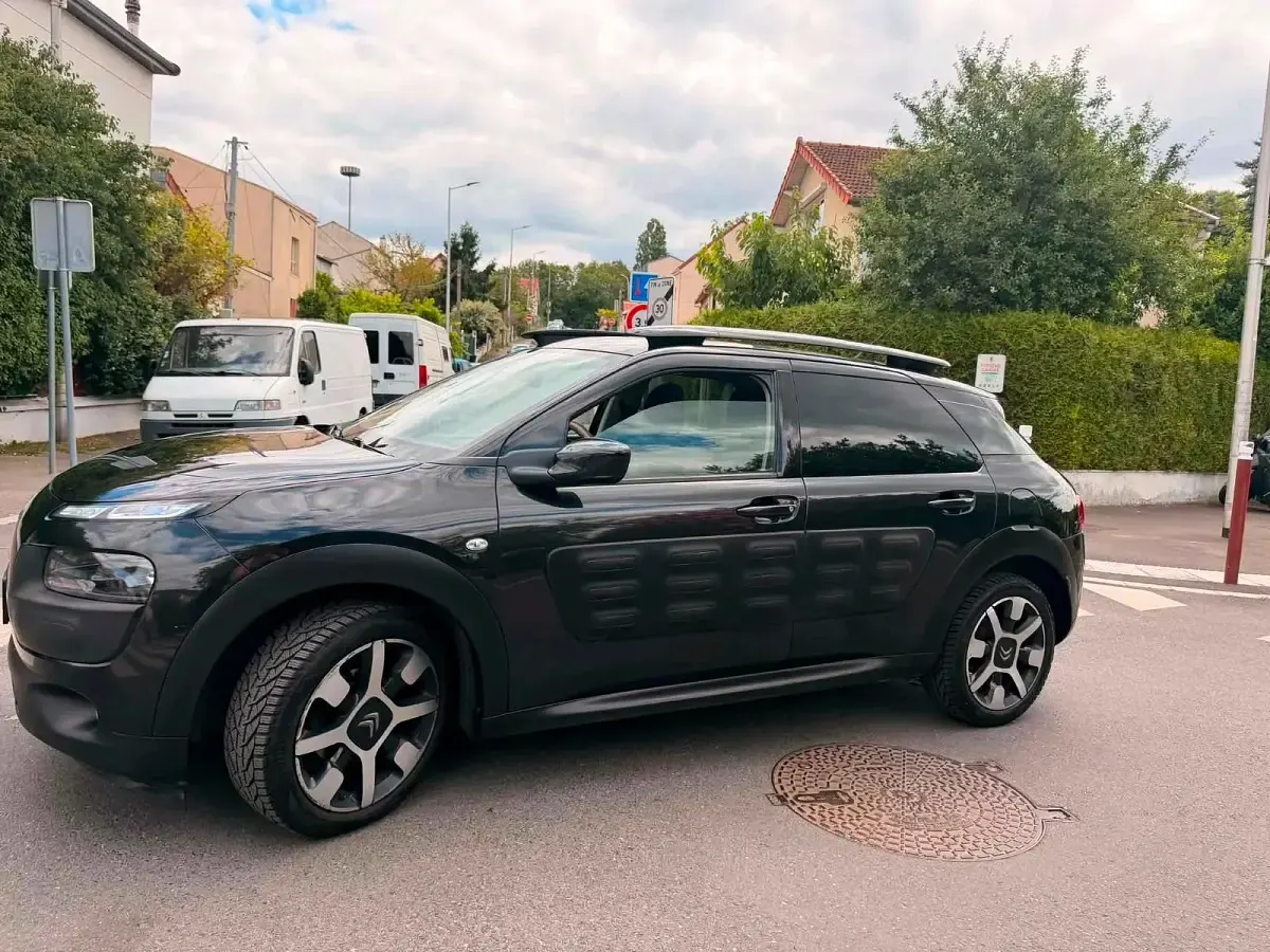 Gebraucht Citroën C4 130 PS (95 kW) 2015 Braun Van / Kleinbus
