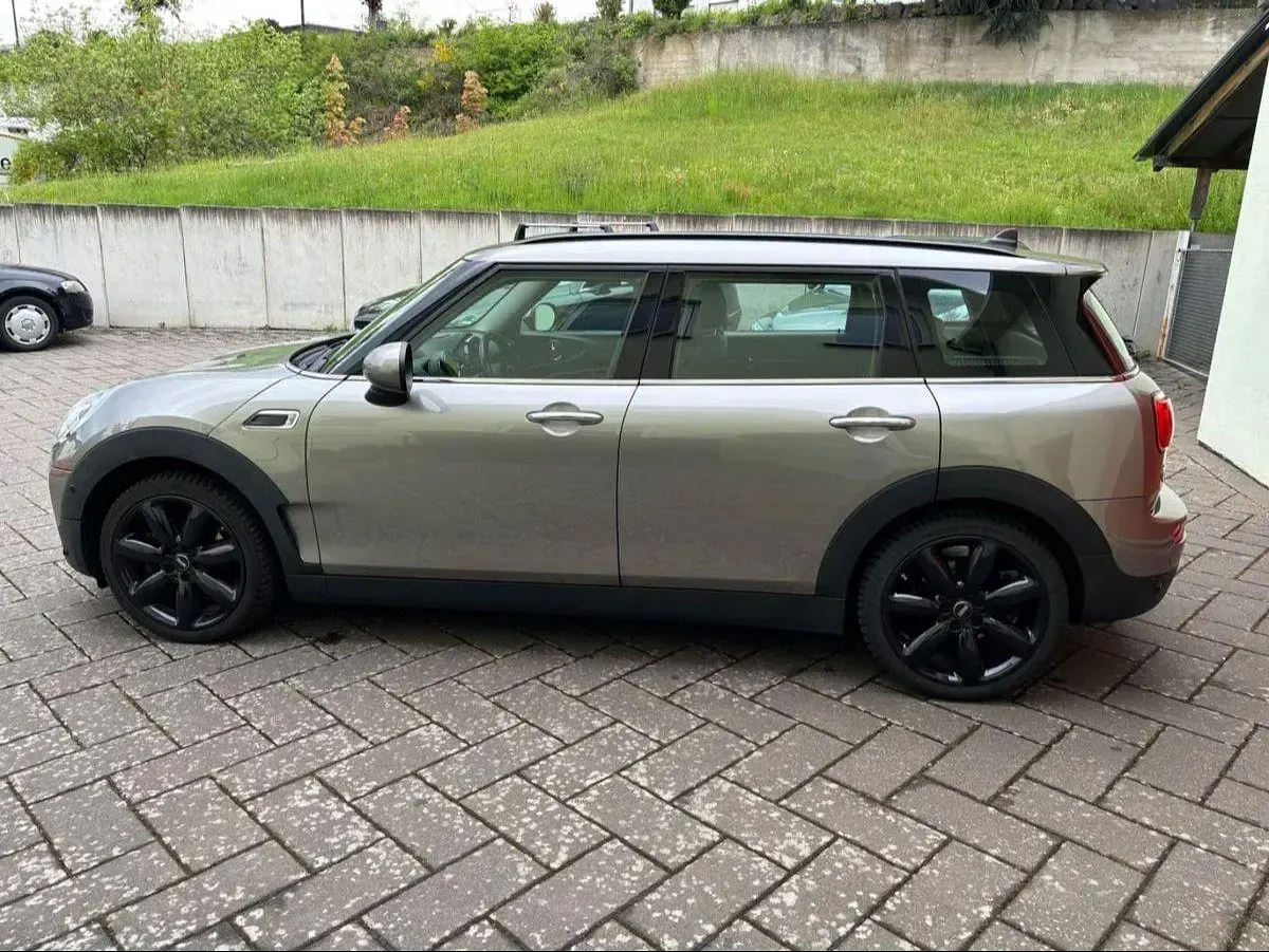 Gebraucht Mini Cooper Clubman 150 PS (110 kW) 2019 Silber Kombi