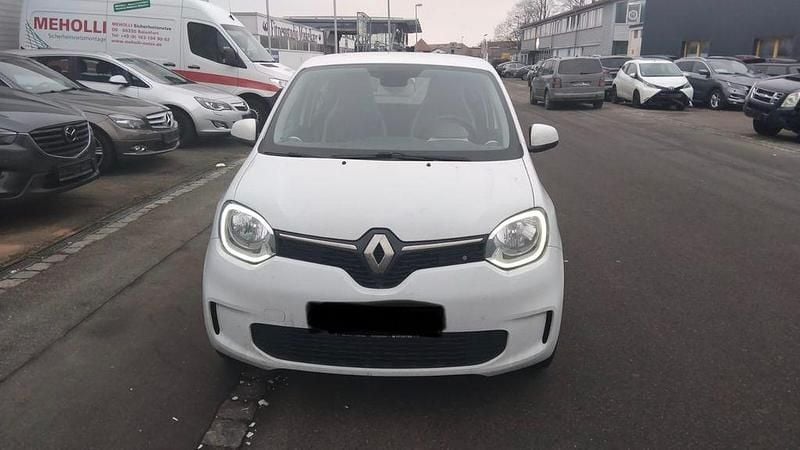 Weiß Gebraucht 2021 Renault Twingo LIMITED Kleinwagen | 5.999 € (Superpreis) - Bild 1/4