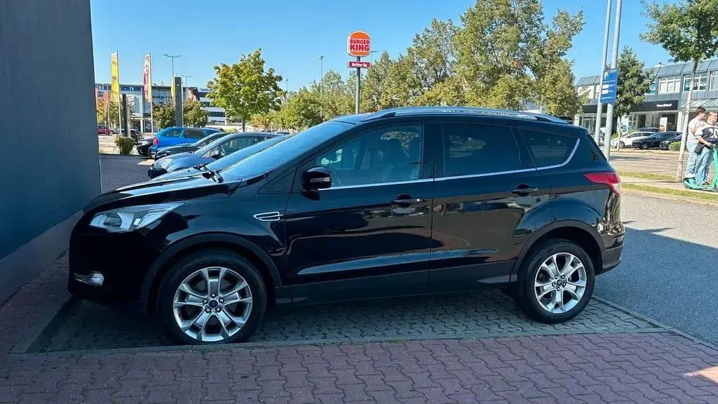 Gebraucht Ford Kuga SYNC Edition 163 PS (119 kW) 2013 Schwarz SUV