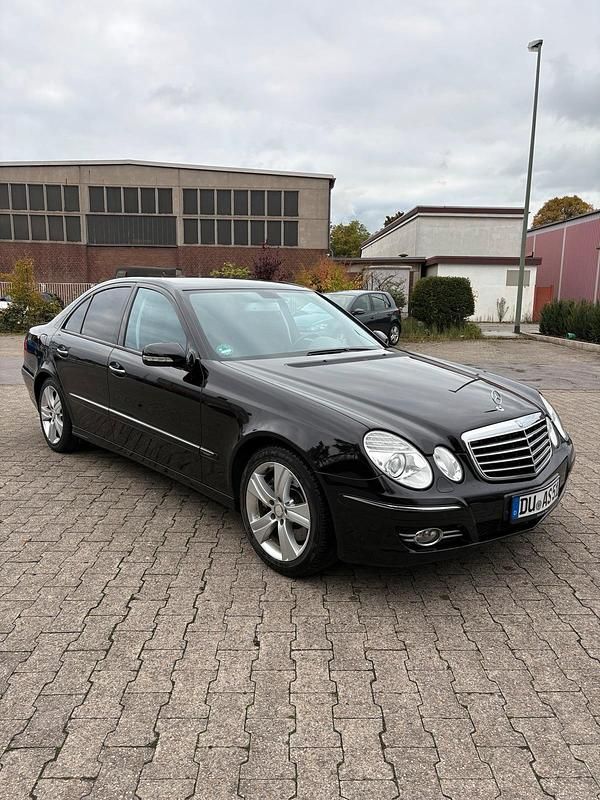 Schwarz Gebraucht 2008 Mercedes E200 Avantgarde Limousine | 4.200 € (Guter Preis) - Bild 1/4
