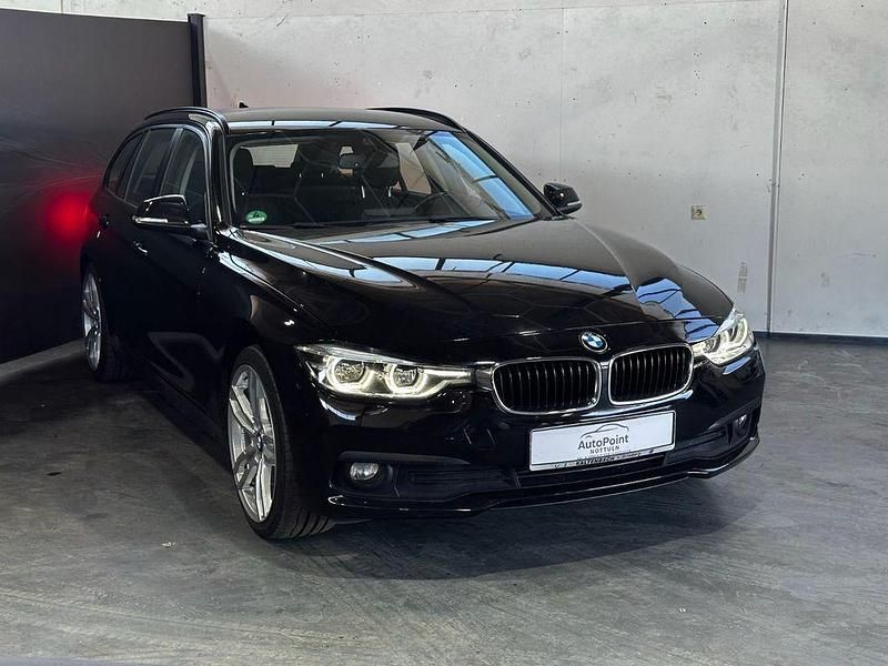 Gebraucht BMW 320 Advantage 190 PS (139 kW) 2017 Schwarz Kombi