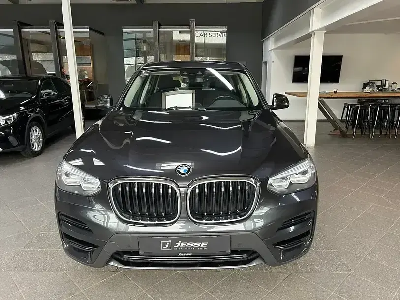 Używany BMW X3 Advantage 190 KM (139 kW) 2019 Szary SUV