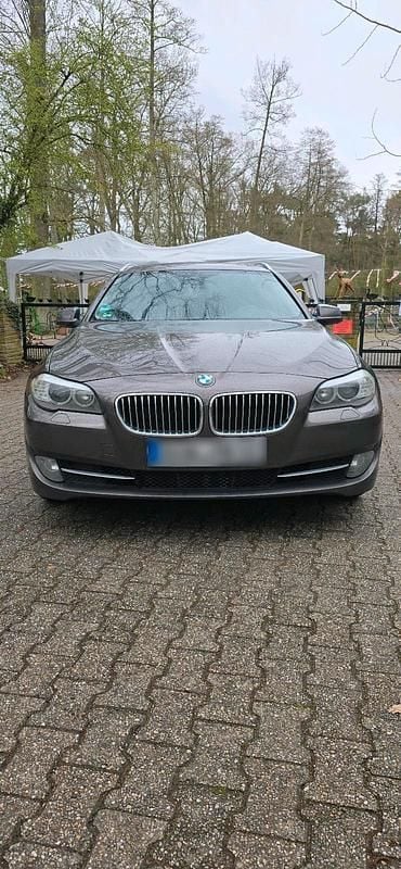 Gebraucht BMW 530 258 PS (189 kW) 2012 Andere farben Kombi