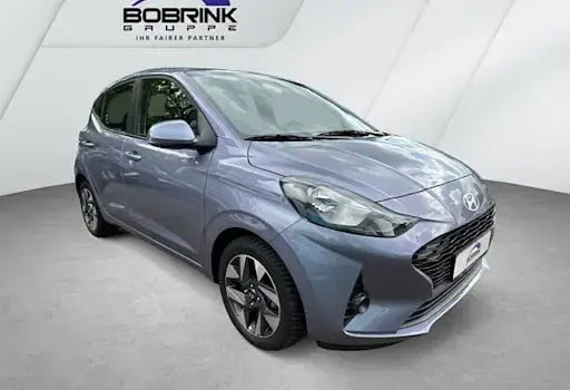 Gebraucht Hyundai i10 Trend 63 PS (46 kW) 2025 Blau Kleinwagen