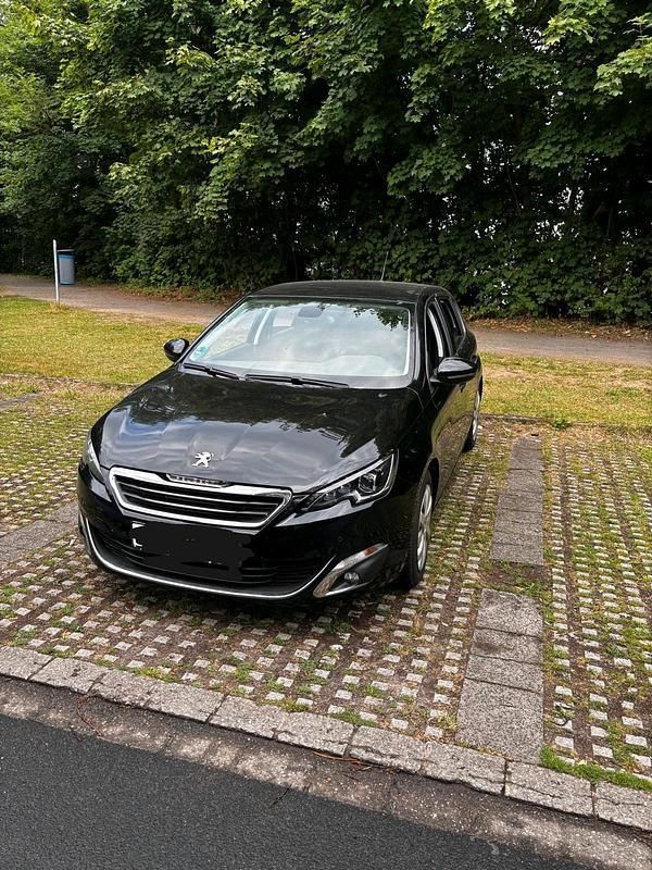Schwarz Gebraucht 2014 Peugeot 308 Limousine | 6.400 € (Fairer Preis) - Bild 1/4