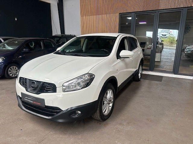 Weiß Gebraucht 2012 Nissan Qashqai Acenta SUV | 5.690 € (Fairer Preis) - Bild 1/4