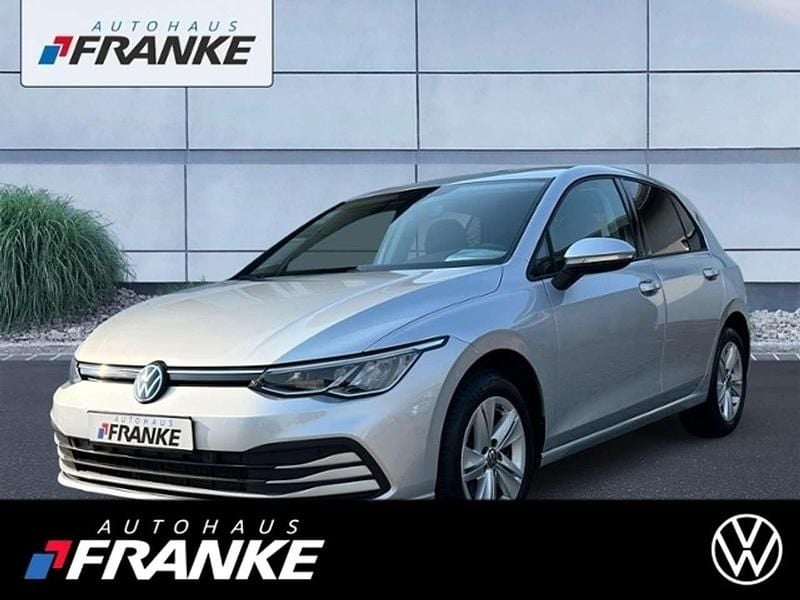 Silber Gebraucht 2023 VW Golf VIII Limousine | 22.819 € (Superpreis) - Bild 1/4