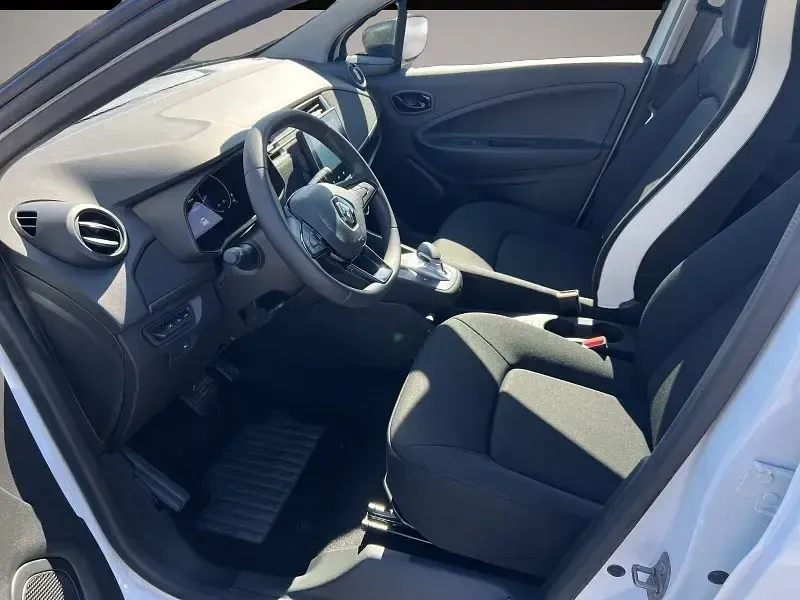 Gebraucht Renault Zoe Equilibre 80 kW (109 PS) 2024 Weiß Kleinwagen