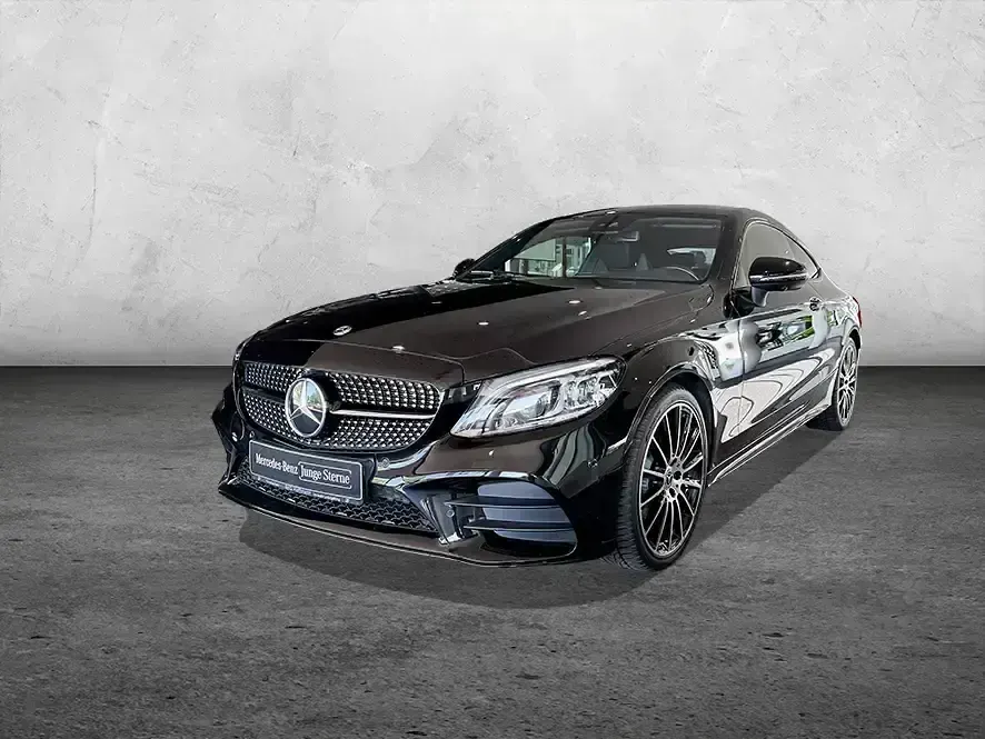 Gebraucht Mercedes C180 AMG 155 PS (114 kW) 2021 Schwarz Coupé