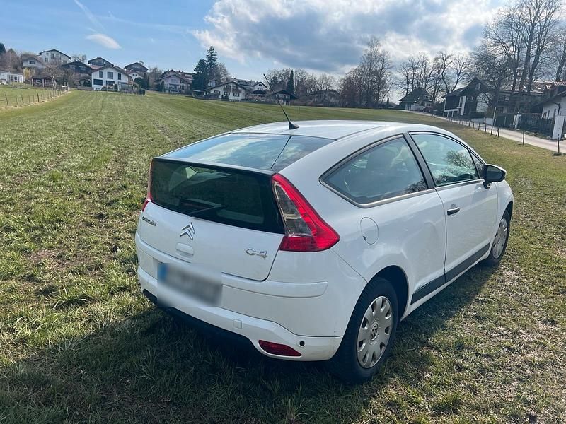 Gebraucht Citroën C4 2011 Weiß Kombi