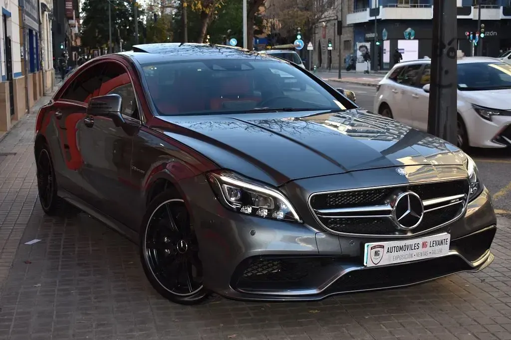 Gebraucht Mercedes CLS63 AMG AMG 557 PS (409 kW) 2016 Grau Coupé