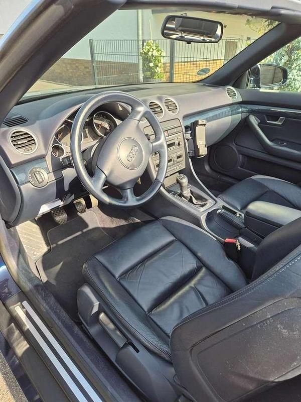 Blau Gebraucht 2004 Audi A4 Cabriolet Cabrio | 7.900 € (Teuer) - Bild 1/4