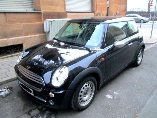Gebraucht Mini ONE 90 PS (66 kW) 2004 Schwarz Kleinwagen