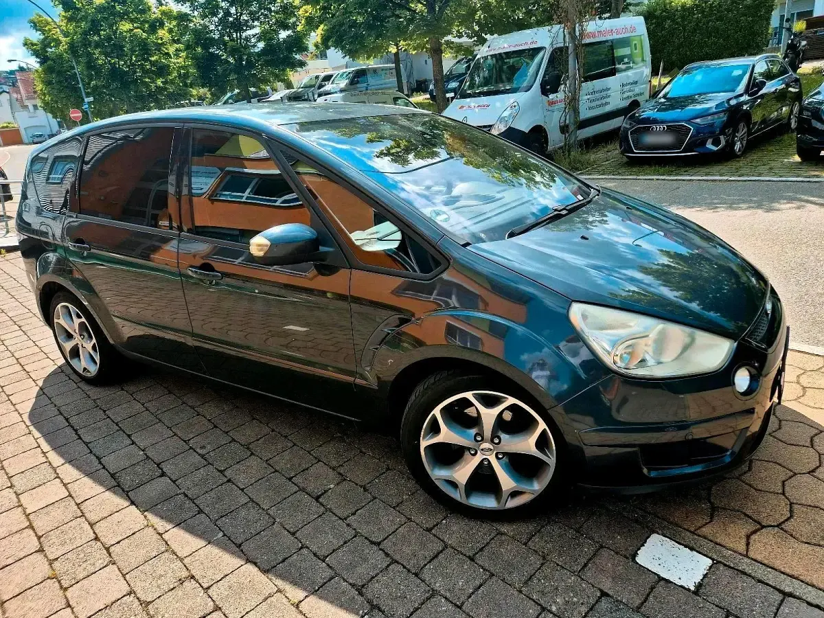 Gebraucht Ford S-MAX Titanium 120 PS (88 kW) 2007 Grau Van / Kleinbus