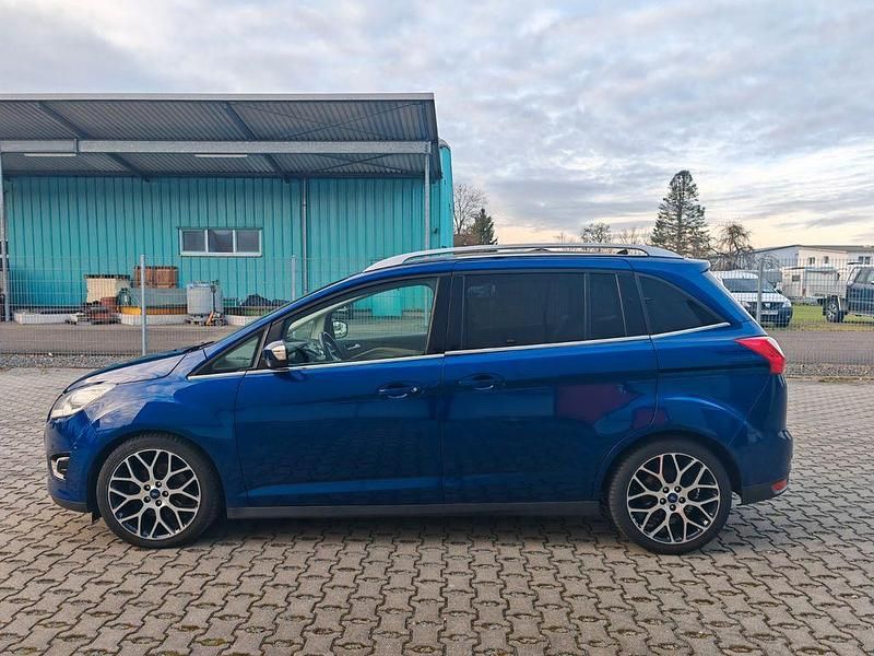 Gebraucht Ford Grand C-Max Titanium 163 PS (119 kW) 2014 Blau Van / Kleinbus