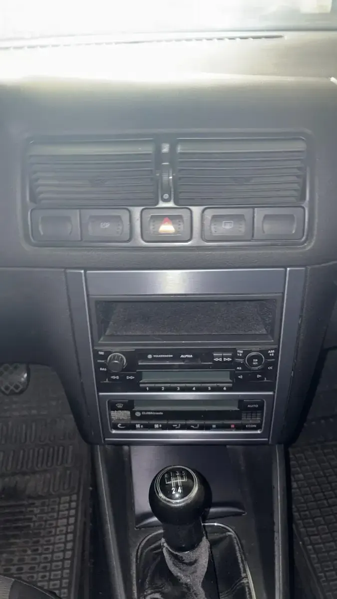Gebraucht VW Golf IV 75 PS (55 kW) 2003 Silber Limousine