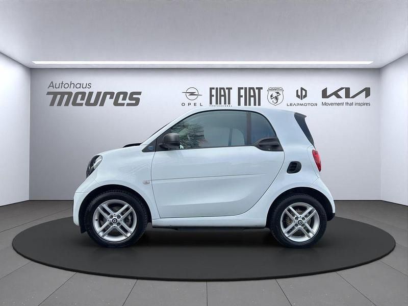 Gebraucht Smart ForTwo Electric Drive 60 kW (82 PS) 2021 Weiß Coupé
