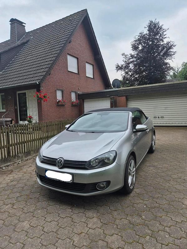 Silber Gebraucht 2013 VW Golf Cabriolet Cabrio | 9.500 € (Etwas zu teuer) - Bild 1/4