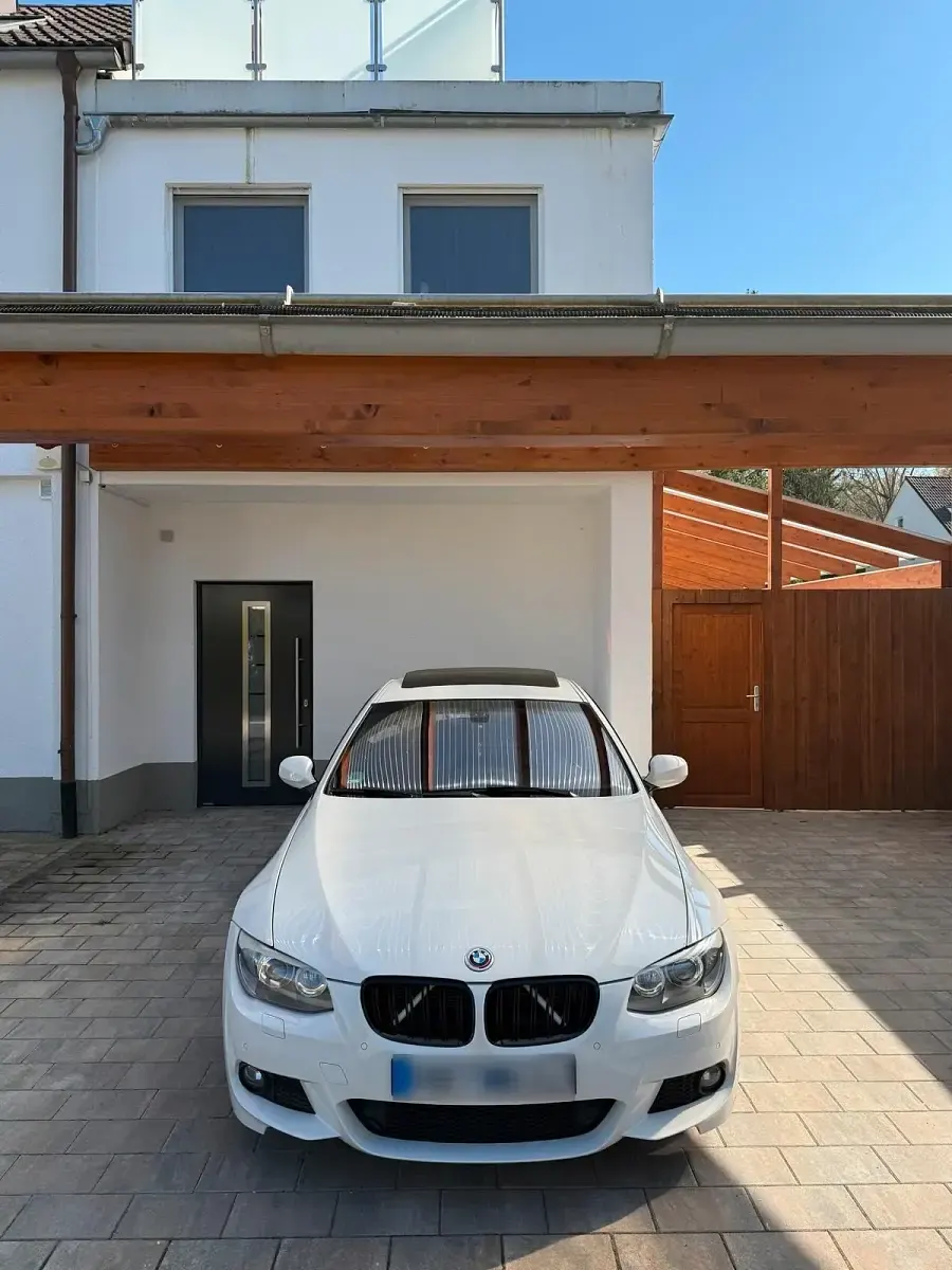 Gebraucht BMW 325 Performance 218 PS (160 kW) 2010 Weiß Coupé
