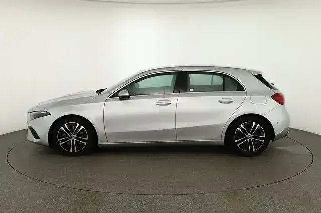 Gebraucht Mercedes A220 Progressive 190 PS (139 kW) 2023 Silber Limousine