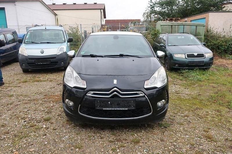 Schwarz Gebraucht 2012 Citroën DS3 So Chic Kleinwagen | 2.650 € (Fairer Preis) - Bild 1/4