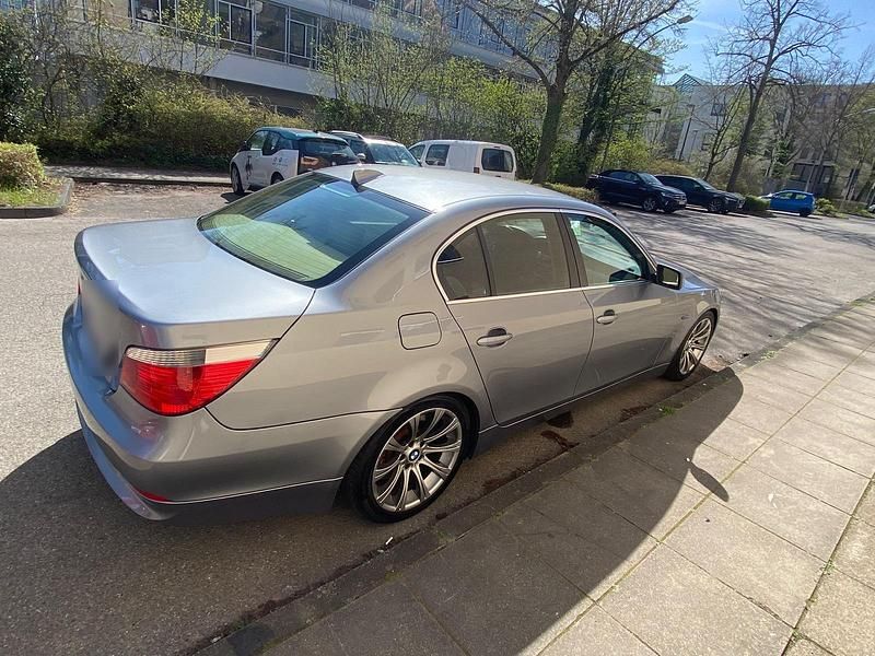Gebraucht BMW 535 272 PS (200 kW) 2005 Grau Limousine