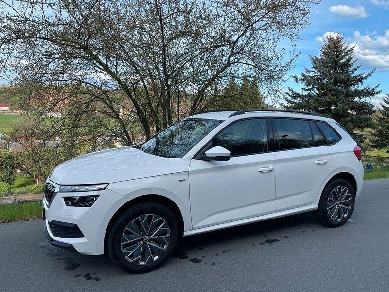 Weiß Gebraucht 2022 Skoda Kamiq Tour SUV | 20.990 € (Fairer Preis) - Bild 1/4