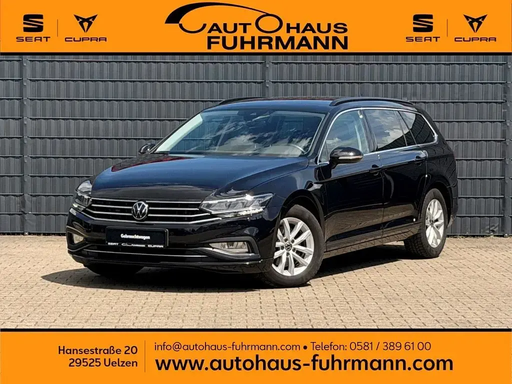 Gebraucht VW Passat Business 150 PS (110 kW) 2022 Schwarz Kombi