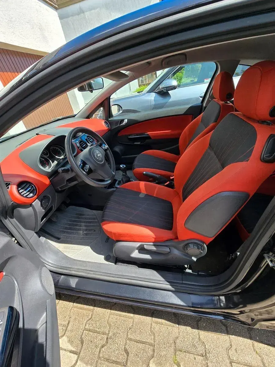Gebraucht Opel Corsa Edition 90 PS (66 kW) 2009 Schwarz Kleinwagen