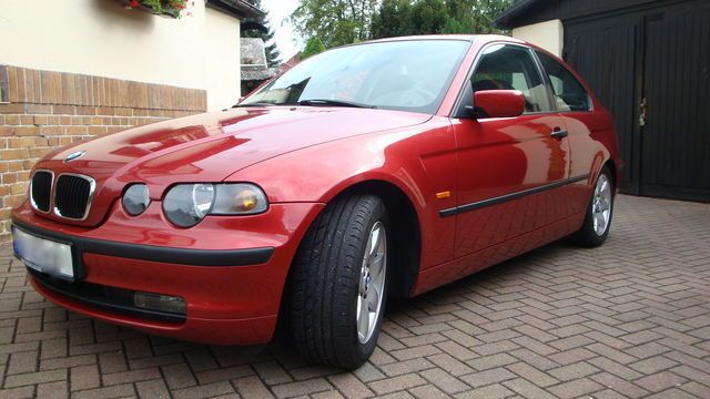 Gebraucht BMW 318 Compact 143 PS (105 kW) 2002 Rot metallic Kleinwagen