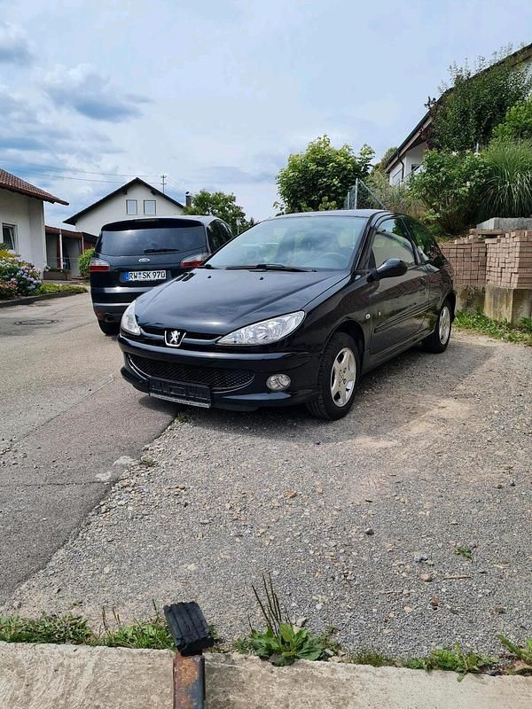 Schwarz Gebraucht 2008 Peugeot 206 Kleinwagen | 1.500 € (Fairer Preis) - Bild 1/4