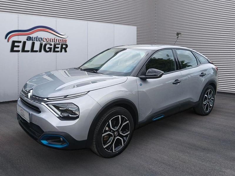 Grau Gebraucht 2022 Citroën e-C4 Feel Limousine | 16.700 € (Guter Preis) - Bild 1/4
