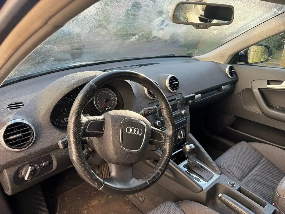 Gebraucht Audi A3 Ambition 140 PS (102 kW) 2012 Grau Kleinwagen