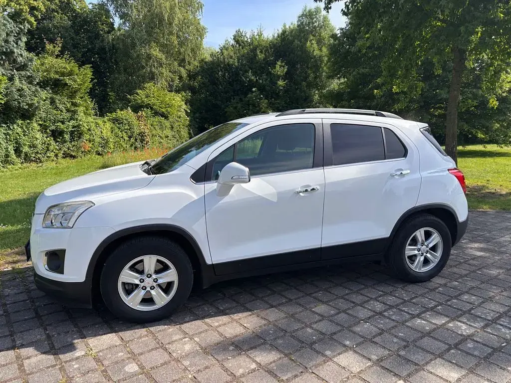 Używany Chevrolet Trax 116 KM (85 kW) 2014 Biały SUV