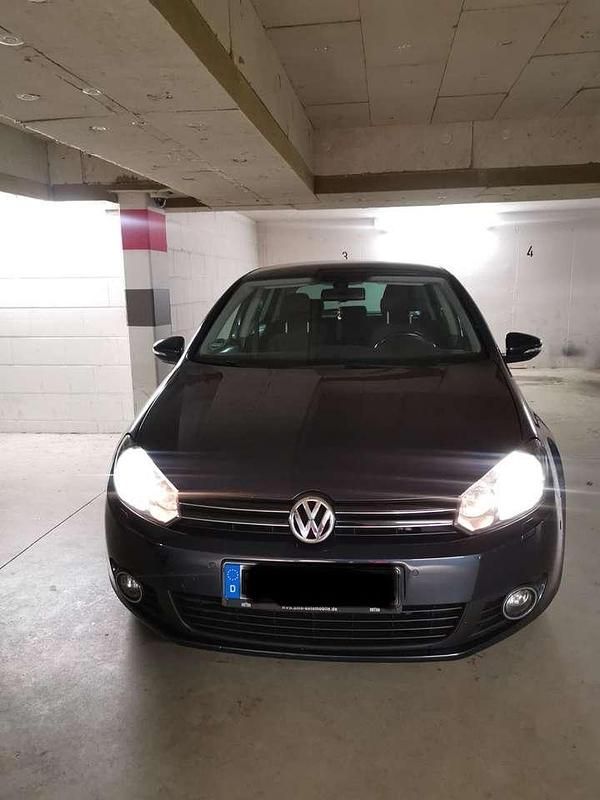 Blau Gebraucht 2010 VW Golf VI Team Limousine | 7.000 € (Fairer Preis) - Bild 1/4