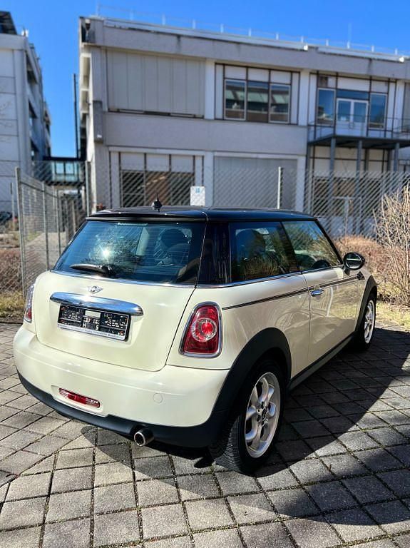 Gebraucht Mini Cooper 122 PS (89 kW) 2012 Weiß Kleinwagen