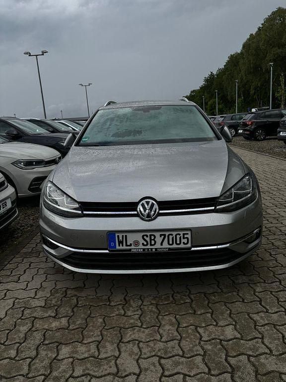 Gebraucht VW Golf VII Join 150 PS (110 kW) 2018 Silber Kombi