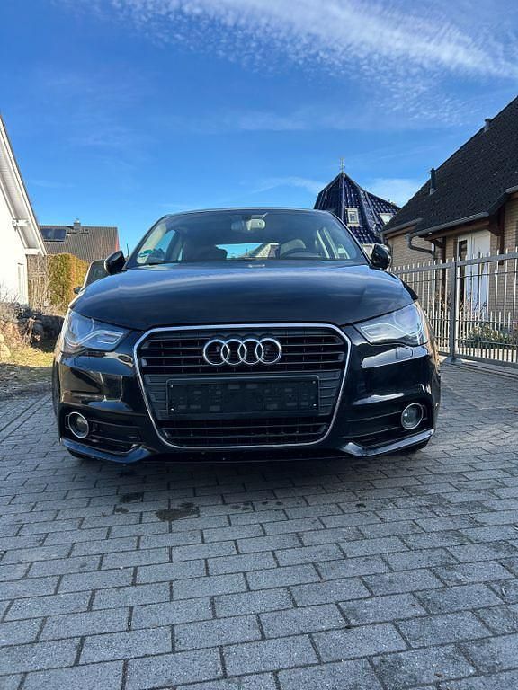 Gebraucht Audi A1 Attraction 122 PS (89 kW) 2010 Schwarz Kleinwagen
