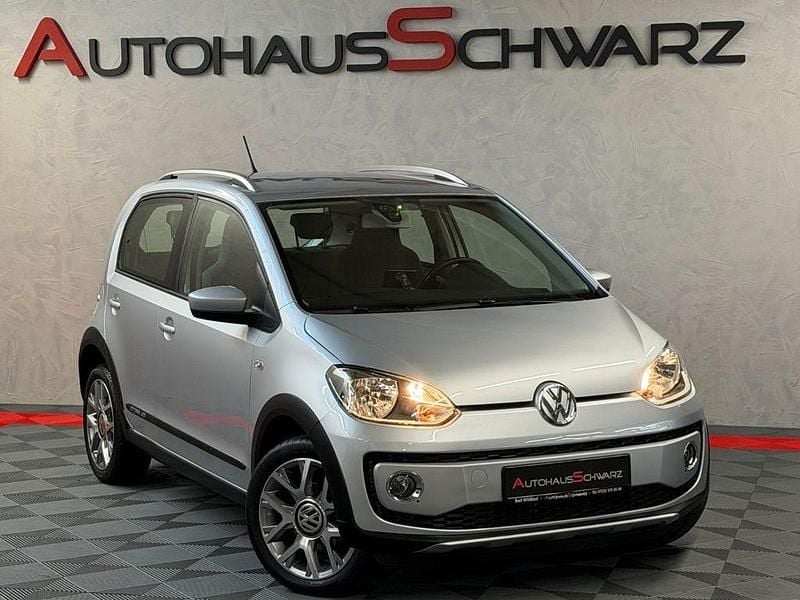 Gebraucht VW cross up! 75 PS (55 kW) 2016 Silber Kleinwagen