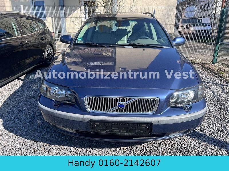Gebraucht Volvo V70 170 PS (125 kW) 2002 Blau Kombi