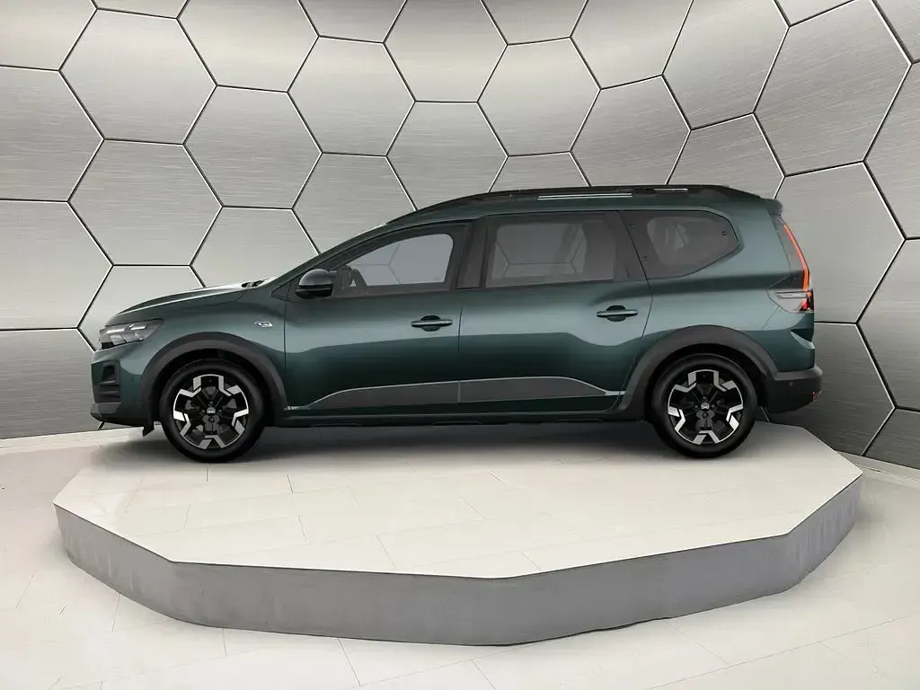 Neu Dacia Jogger Journey 158 PS (116 kW) 2025 Braun Van / Kleinbus