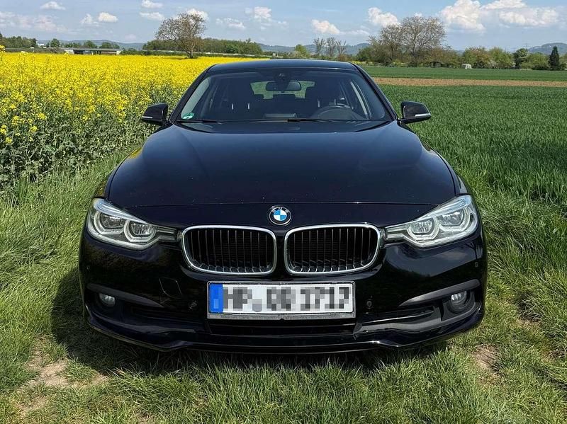 Usata BMW 320 Advantage 190 CV (139 kW) 2017 Nero Station wagon