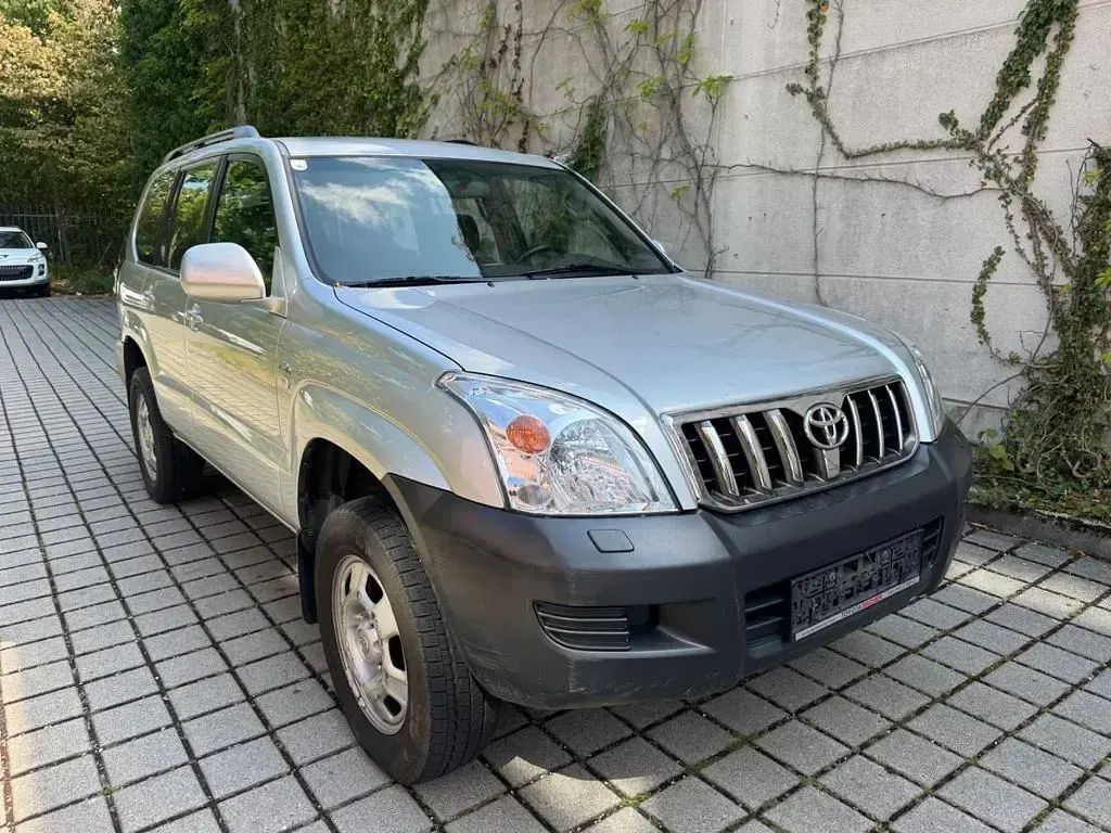 Gebraucht Toyota Land Cruiser 173 PS (127 kW) 2007 Silber SUV