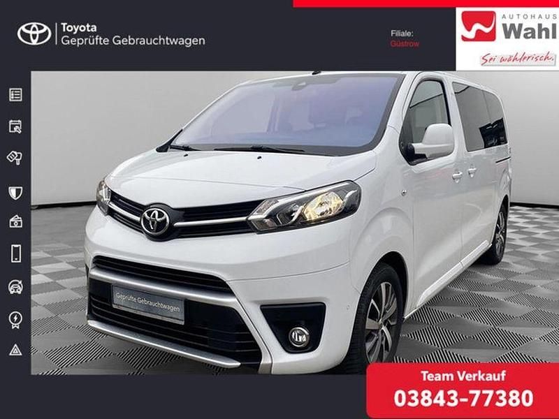 Gebraucht Toyota Proace 176 PS (129 kW) 2024 Weiss Van / Kleinbus